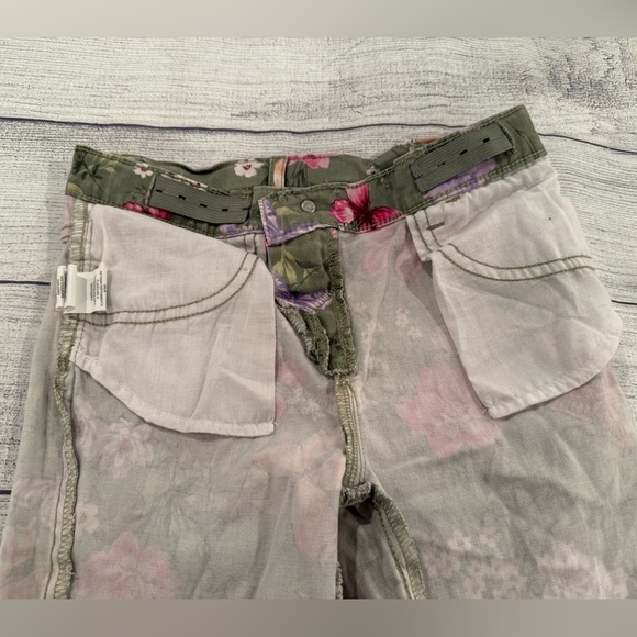 Place Olive Floral Butterfly girls Bermuda Shorts/size 10S - Picture 10 of 10